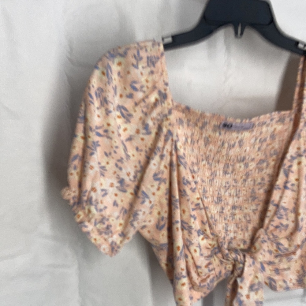 SO top floral print tie front smocked back puff sleeve crop top boho L jrs - Picture 12 of 16